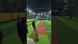 11 Runs, 6 Balls, 2 Fours... THIS HAPPENED! 😱🔥#cricketreels #cricket #cricketlover  #boxcricket