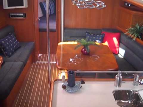 Hunter 38 2006 Sailboat for sale By; Ian Van Tuyl @ Cruising Yachts