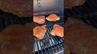 Chicken Skin Brisket Burgers on the Tahoma 900 | Oklahoma Joe's®️