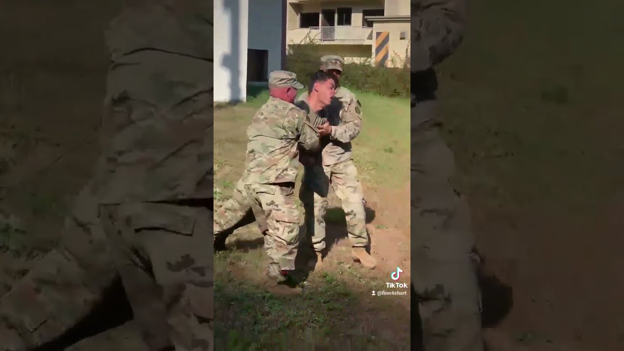 How It Feels To Chew Five Gum Army Soldier Voluntarily Tazed 