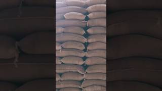 लाखों की बोरियां ऐसे लगती हैं Warehouse में||Massive Warehouse Bag Stacking 😮||