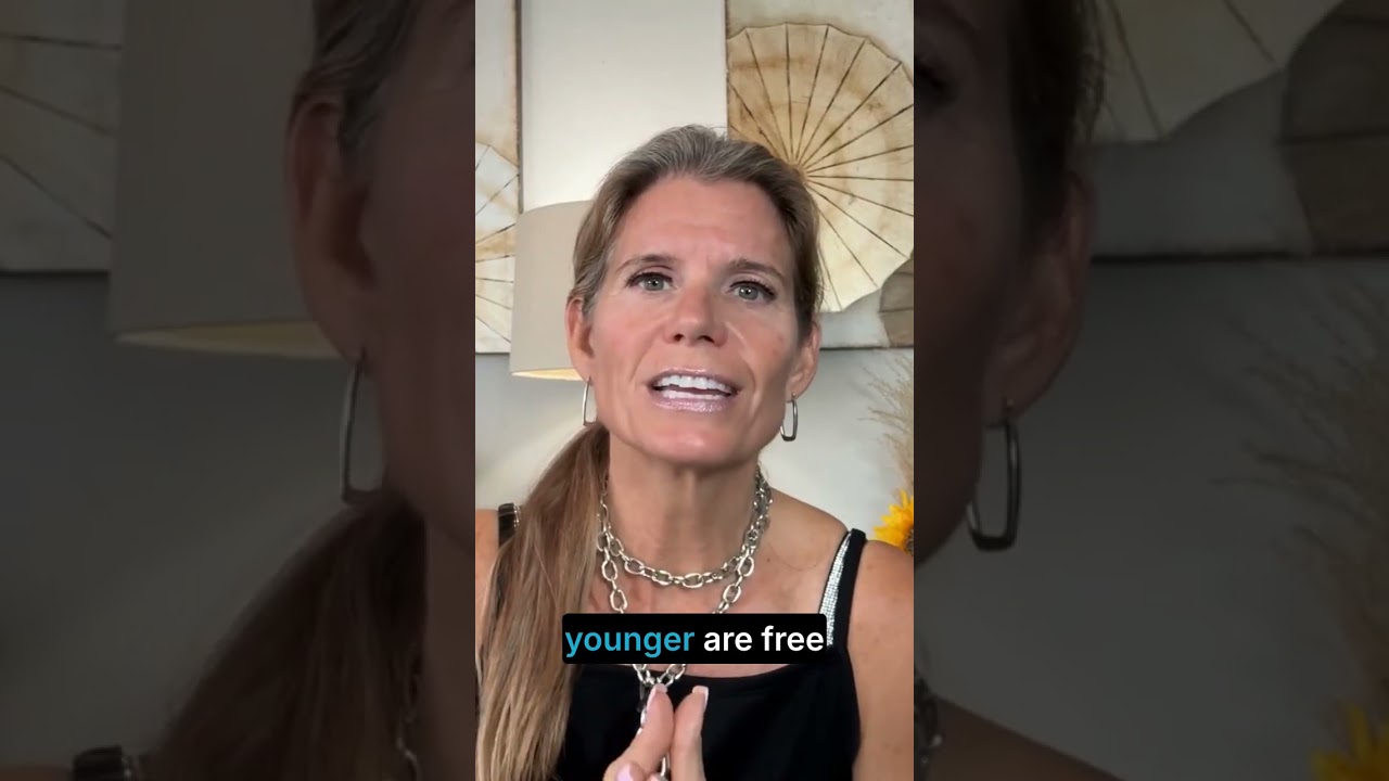 Comic-Con vs. AdultCon: Theme Standards & Rules!