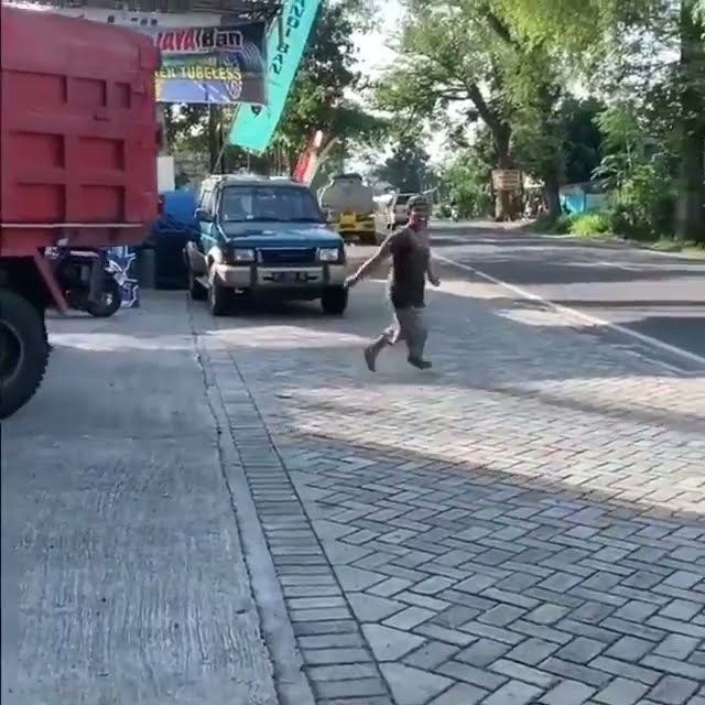 #egaalfaris tingkah konyol agos  kotak/ega alfaris