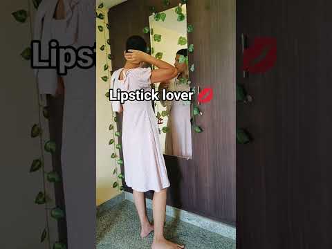 Lipstick use cheyithathu mathrame ormayullu pinne with out lipstick enikyu jeevikyan pattathe ayii
