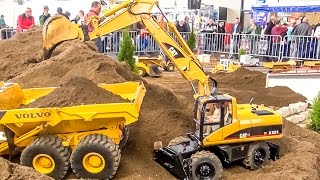 BIG RC 1:8 scale excavator Caterpillar at work! Amazing construction model!