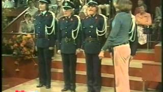 De Strangers | Bij De Rijkswacht