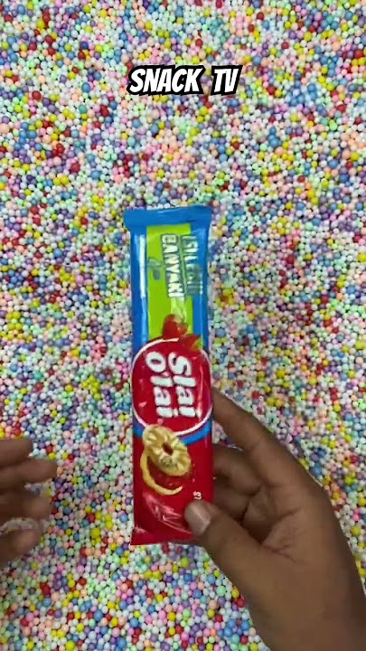 Search And Find Snacks Slai Olai Strawberry From Indonesia In The Box #viralvideo #hunting #fypシ゚