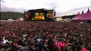 Coldplay -Yellow (Live @ Pinkpop 2011)