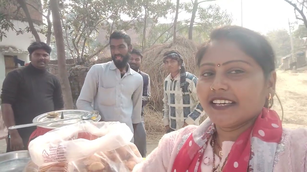 पानी पुरी वाली भौजी आज  खोल दी पानी पुरी की दुकान  //पानी पुरी वाली भौजी 555 😝😝