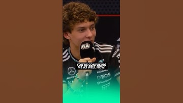 Kimi corrigeert de interviewer twee keer 🤣 #f1 #formule1 (bron: F1TV)