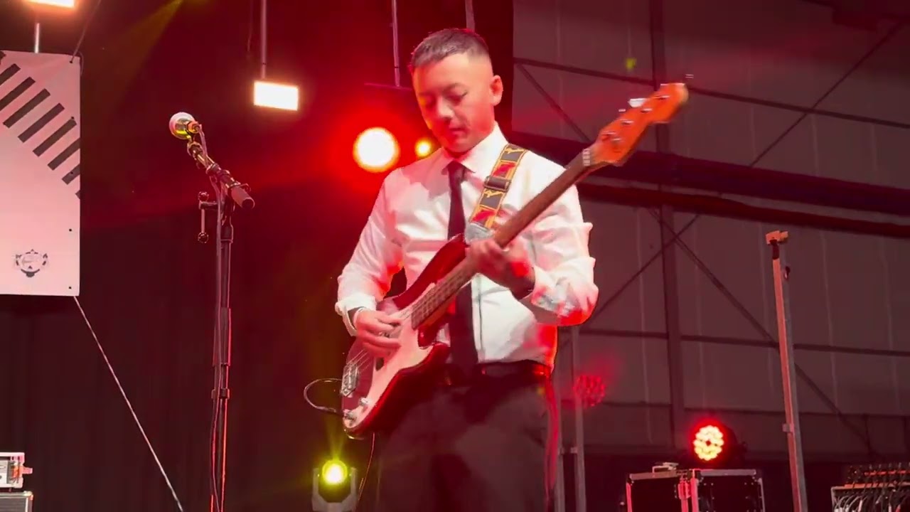 Mrs. Hollywood - Go-Jo by MUS NTXIV NOUVEL AN HMONG 2025 TOULOUSE