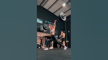 Her Lifting Is EVERYTHING!🤩