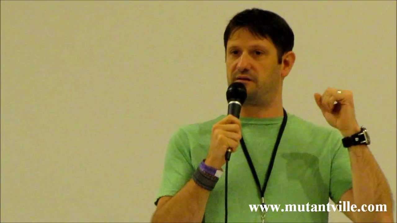 Grant Wilson Fandom Fest 2013 Talks about leaving Ghost Hunters ...