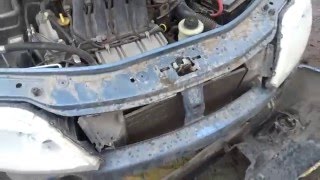 Как снять передний бампер на Рено Логан Renault Logan и Лада Ларгус Как снять передний бампер на Рено Логан Renault Logan и Лада Ларгус