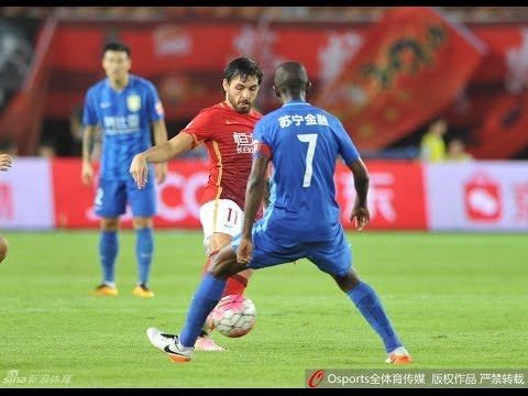 HIGHLIGHTS Guangzhou Evergrande 2:0 Jiangsu Suning 高拉特破僵局阿兰止球荒 CSL 2016 Round 14