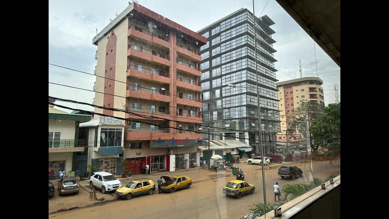 Course en ville à Conakry, Guinée