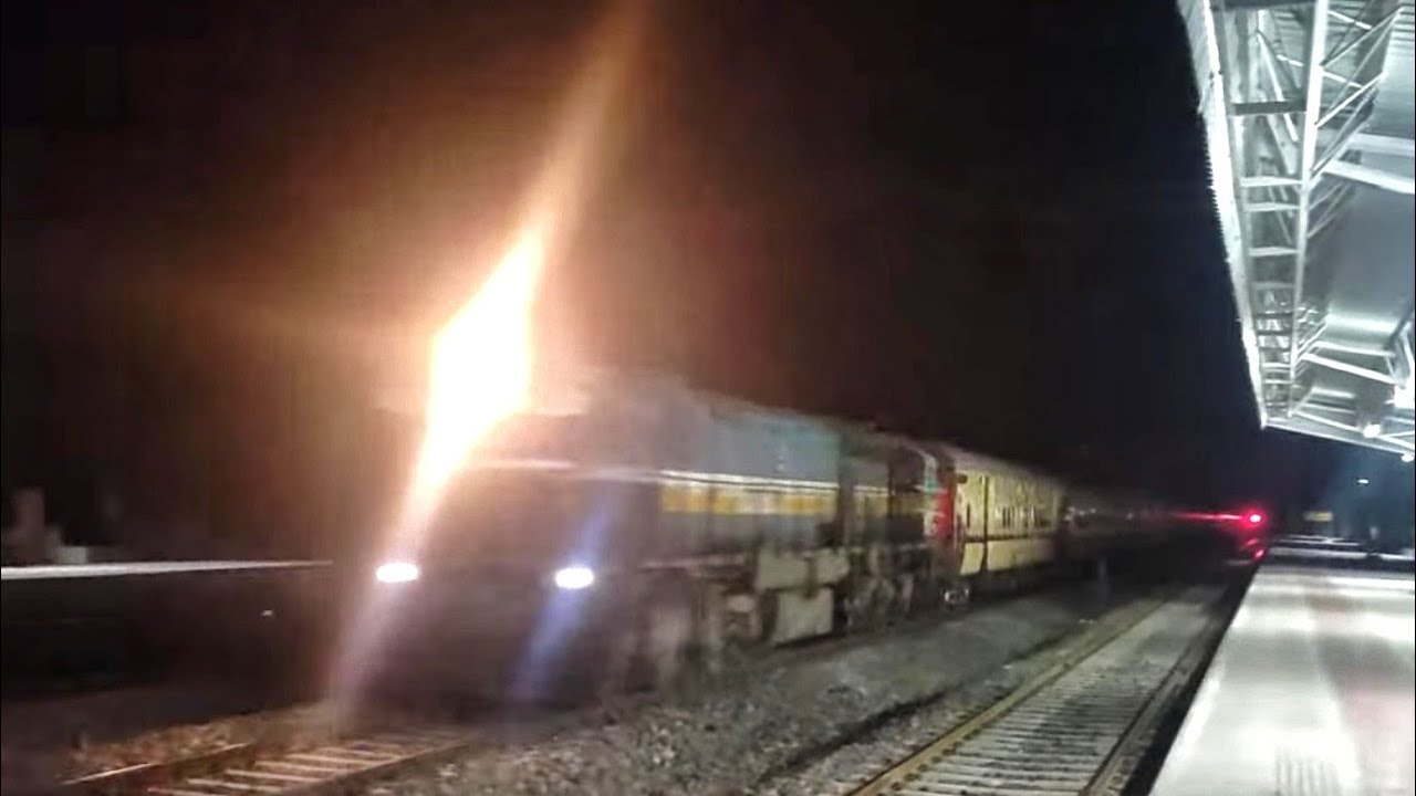 Madly Honking LHF EMD with Late Running Ala Hazrat Express