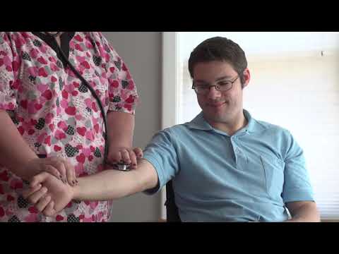 Vidéo: Qu'est-ce que la tension artérielle signifie ?