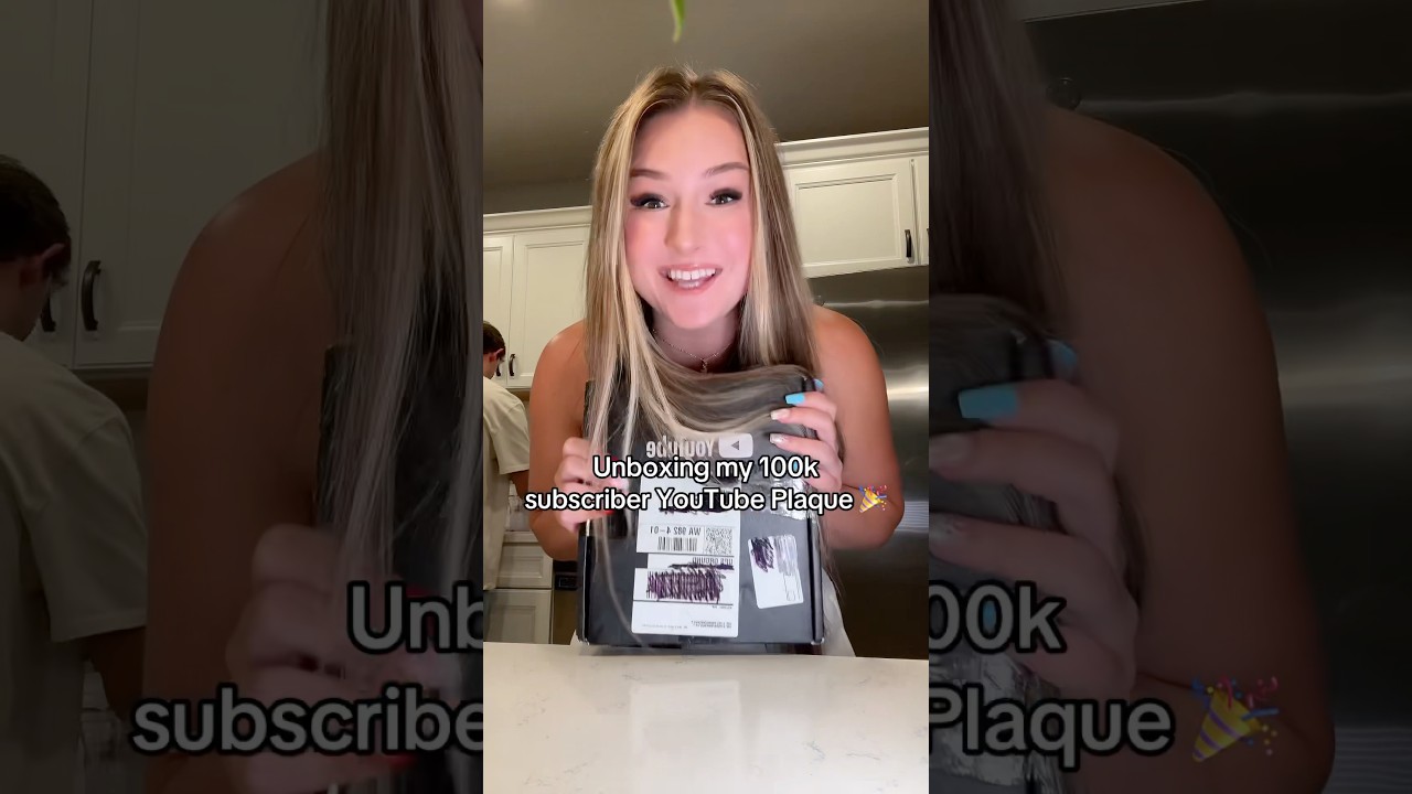 Unboxing my 100k subscriber plaque 😱🎉