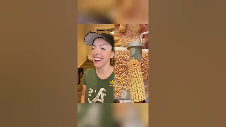 I’m not one to be outdone.. #momandkiddoconvos #momsanddaughter #momcontent