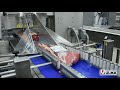Meat vacuum packaging with flowvac system