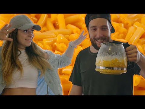 Cuire un Kraft Dinner dans une cafetière avec Rosalie Lessard