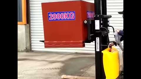 Semi-Electric Stacker Powered Pallet Truck Capacity 1000kg 2000kg