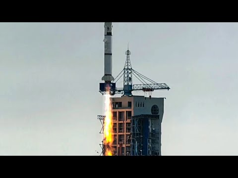 Long March-2C launches Shijian-30 A-C