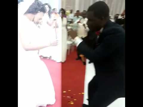 Harusi Ya Lulu Na Joti Wakicheza Wimbo Wa Wimbo Tekno