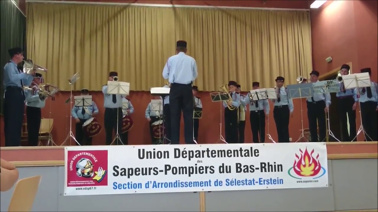 Batterie Fanfare de Scherwiller : Dynamic Parade