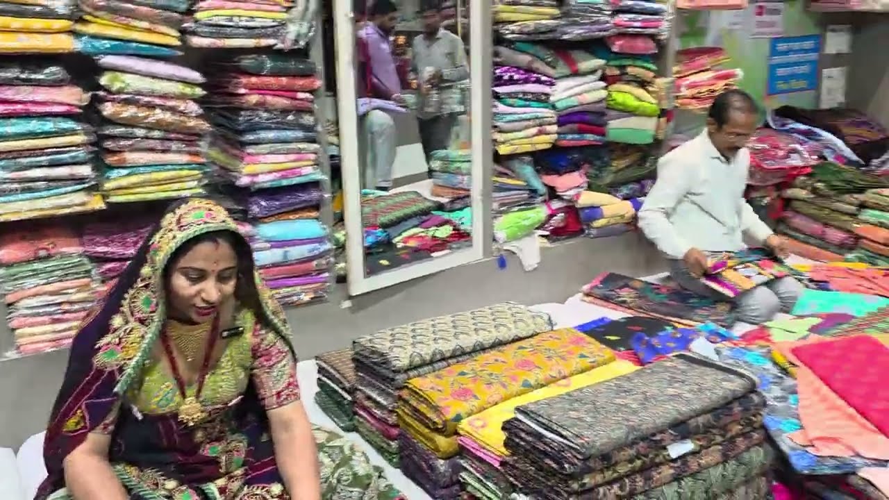 फूल गारन्टी वाले कोटन सलवार सूट ~मात्र 100 रु मीटर ~रोनक वस्त्र भंडार नवलगढ नानसा गेट से रामदेवरारोड