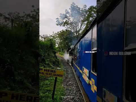 Video: Zapeljite se z vlakom Nilgiri Mountain Railway do Ootyja