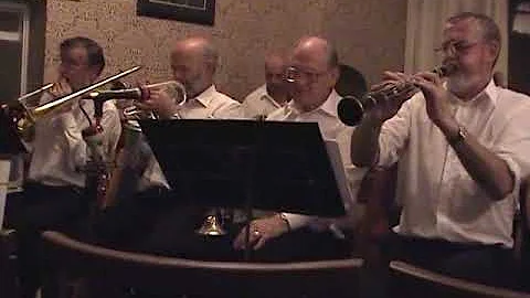 1 Ken Ingram's Creole Jazz Band at Bude 2001