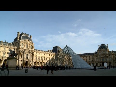 Vidéo: Le Louvre Bat Le Record De Fréquentation En