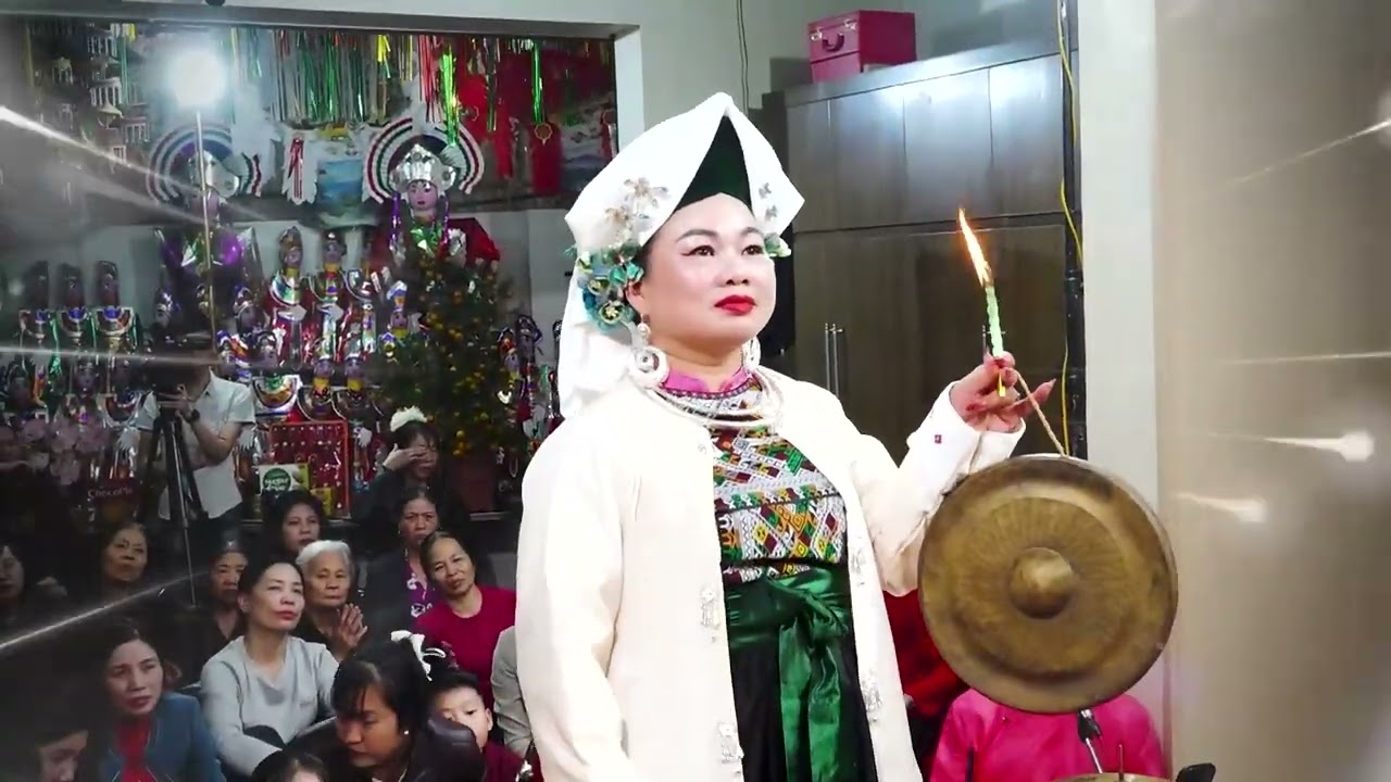 Cô Thắm - Hà Nam - Mừng Khai Xuân Bản Điện - Loan Giá Chúa Thác Bờ