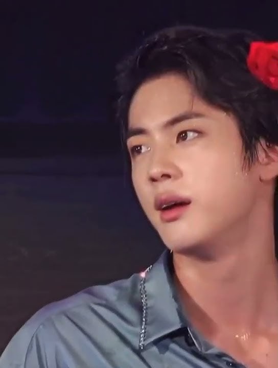 The Most Iconic Look Of Kim Seokjin #wwh #FWShorts #Seokjin #jin #bts #shorts