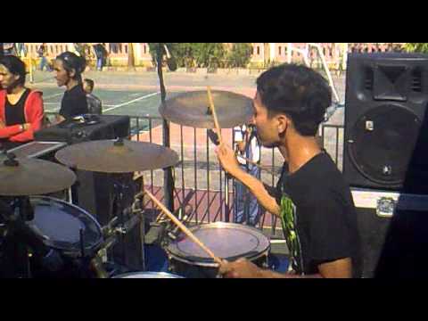 Story Life Of Angelica - Berdiri dan Bertahan
