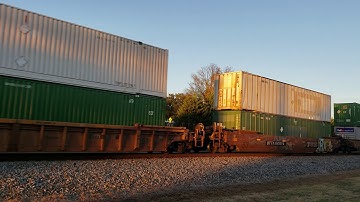 NS 213 Intermodal Taylors, SC w/UP Tier 4 leader