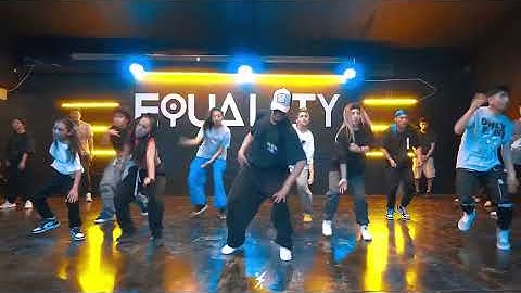 Thumbnail of NO HAY LEY PARTE 2 - RAUW ALEJANDRO KALI UCHIS ( COREOGRAFÍA LUIS ROSAS )