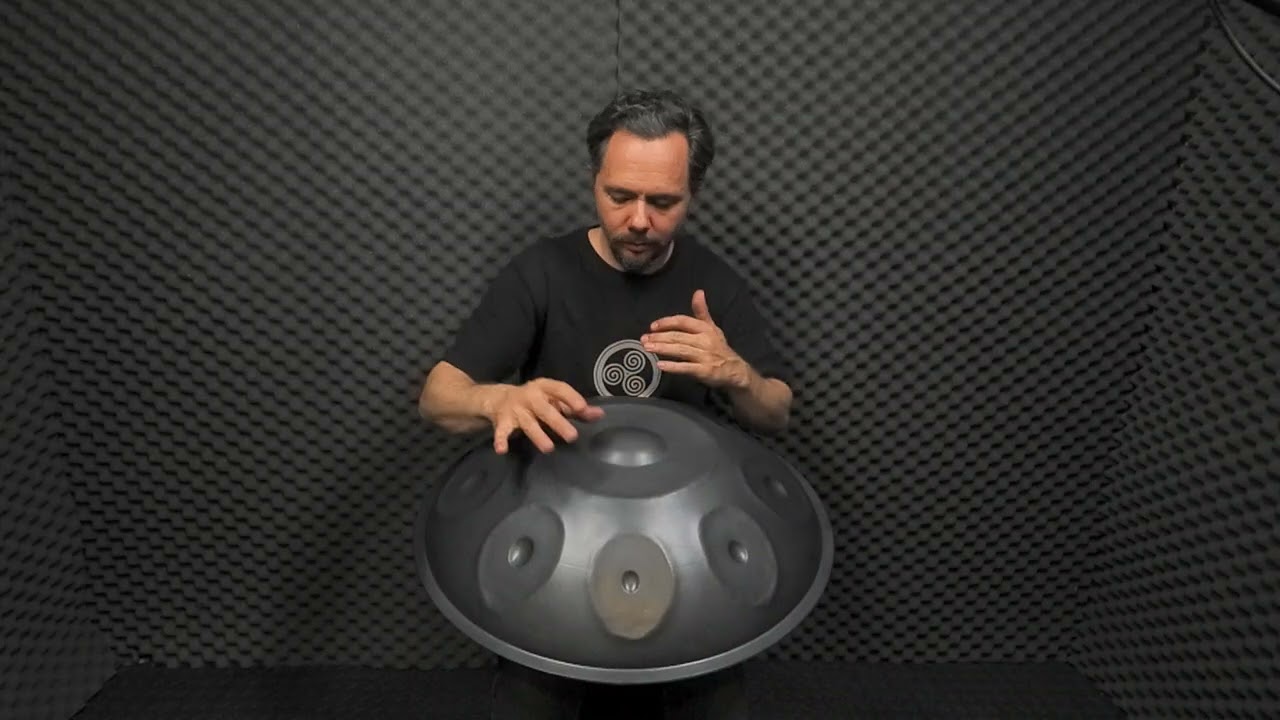 Astral Pantam by Jaime Rubalcava - Scale: A2 Celtic 11 - Handpan Player: Miguel Bravo Z.
