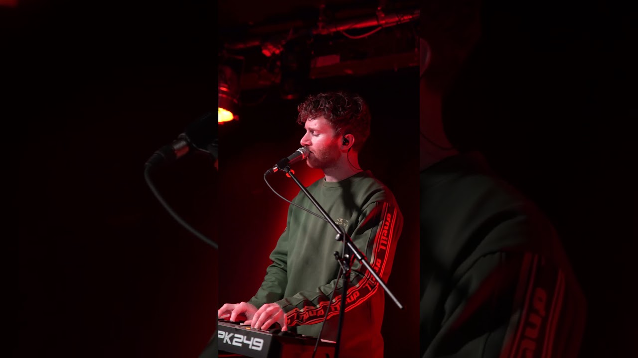 Watch Fractures - Connect (Live) #shorts #electronica #ontour on YouTube Watch Fractures - Connect (Live) #shorts #electronica #ontour on YouTube