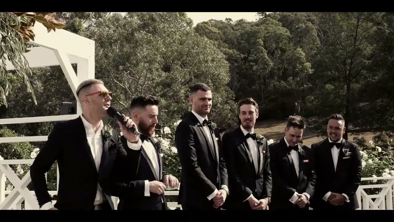 What is a run sheet and Benn Stone shows you how me makes one for your wedding