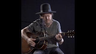 Video thumbnail of "Zucchero - Occhi (Live Acoustic)"