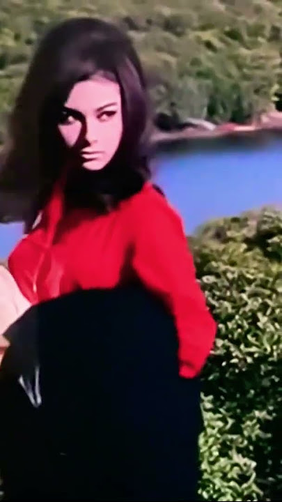 Fabulous Acting of Manoj Kumar and Sharmila Tagore #bollywood