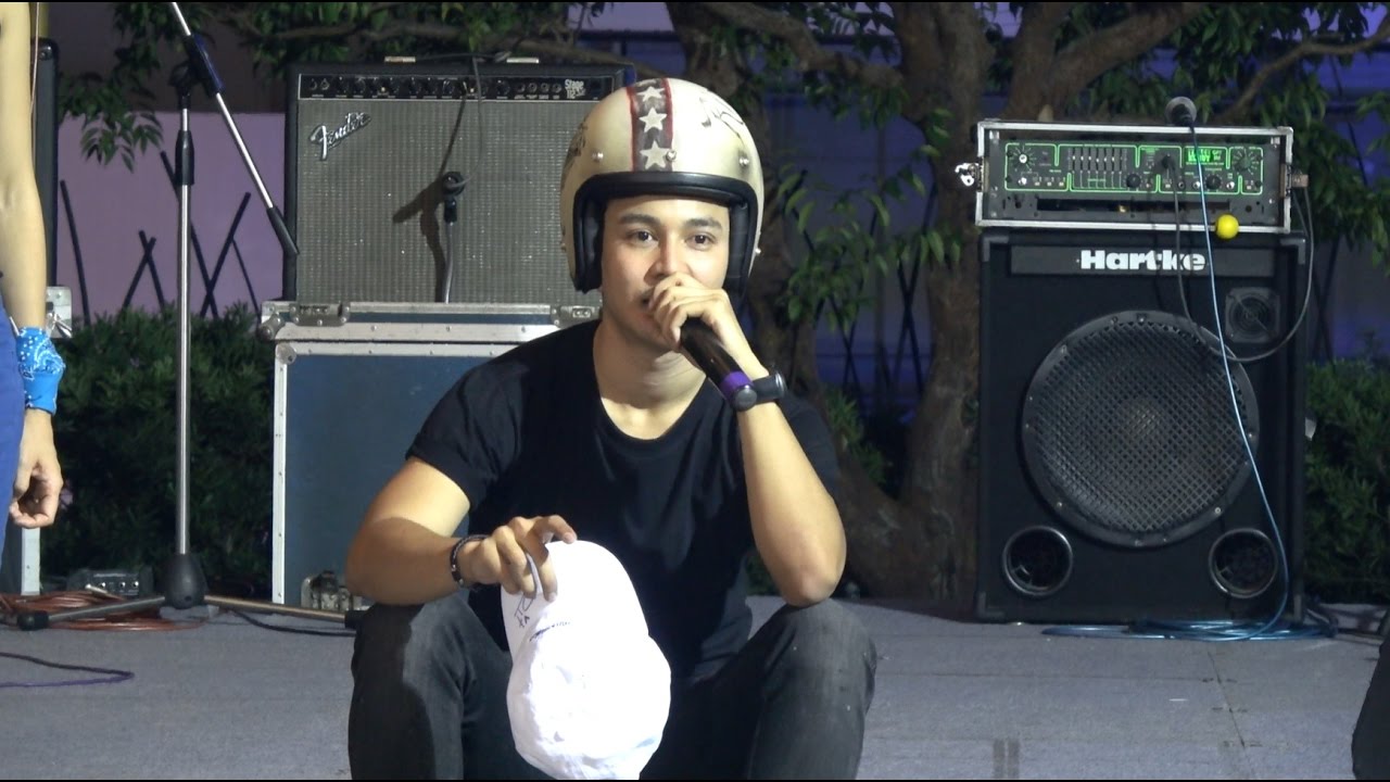 กัน นภัทร ช่วงประมูลของอสรพิษ + ขายของ งานไทยผูกใจ ใจผูกพัน ตอน ล่องใต้ 2560 @ The Emquartier