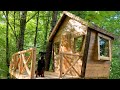 Lhistoire indite dun homme construisant seul une maison en bois