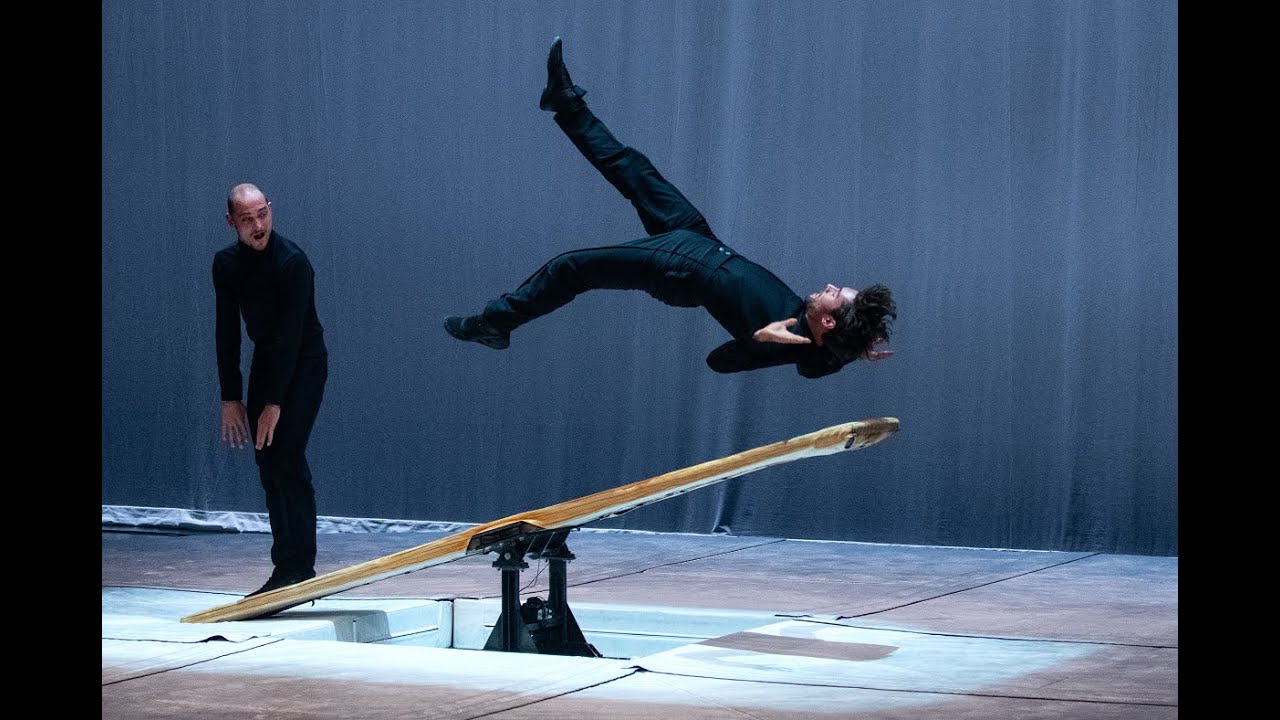 Ghost Light - Machine de cirque