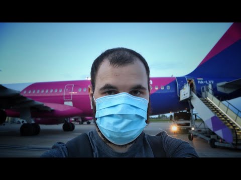 Video: Avionul Forțat Să Se întoarcă La Aeroport După Ce Mama își Dă Seama Că și-a Lăsat Copilul în Spatele Ei