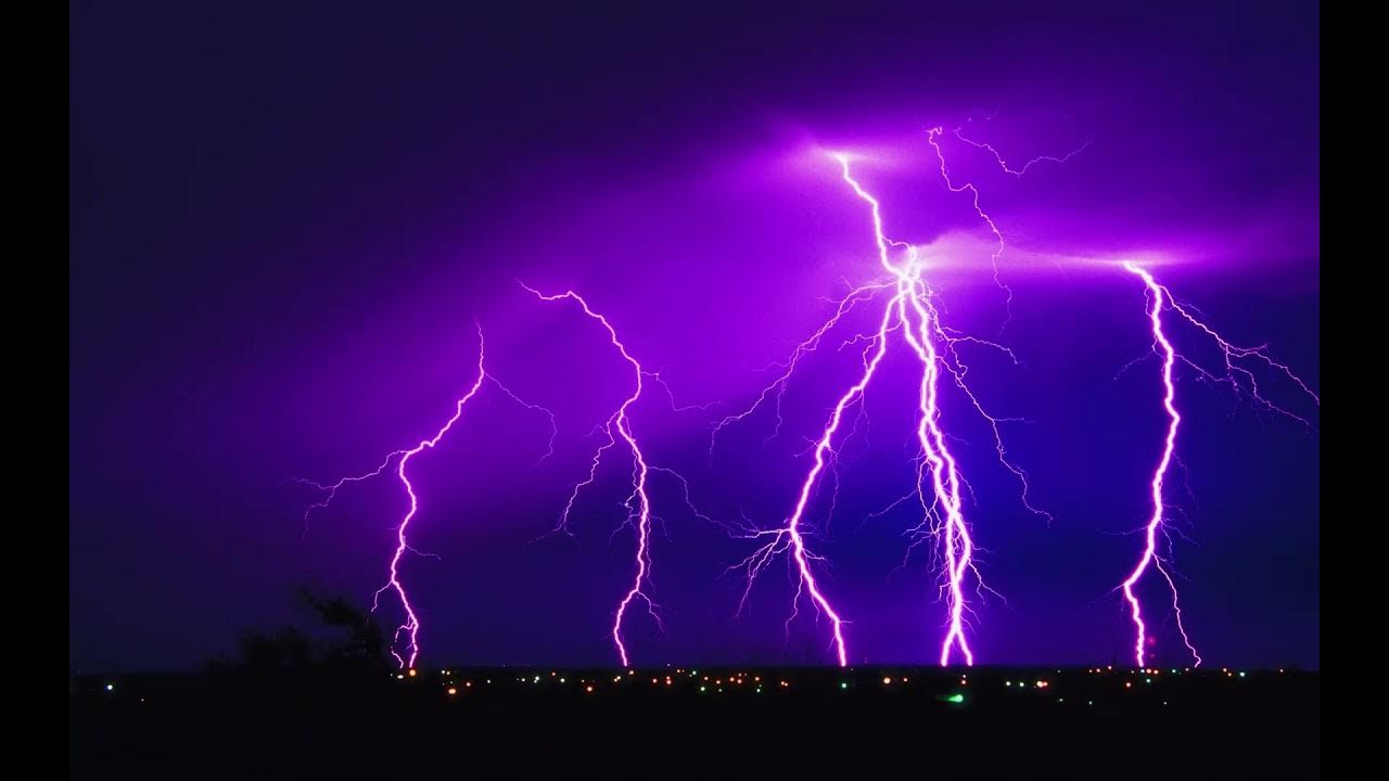 Плоская молния. Молния. Живые обои на рабочий стол молнии. Тем молнии. Тем молнии.