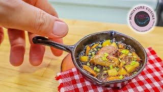 SKILLET CHICKEN WITH POTATO AND CARROTS  | MINI FOOD | MINI COOKING BY MINIATURE CUSINA | ASMR